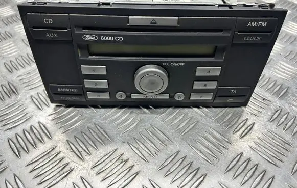 Ford Focus Radio/CD/DVD/GPS head unit 5M5T18C815FA 10R021645 021645