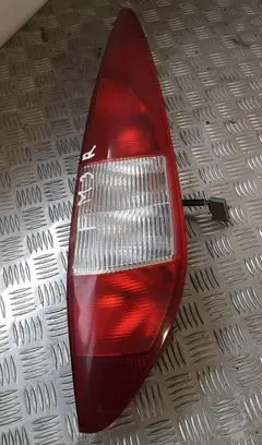 Ford Mondeo Mk III Rear/tail lights 1s7113404c