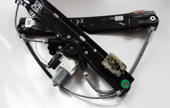 Jaguar XE Front door window regulator with motor GX7323201AD