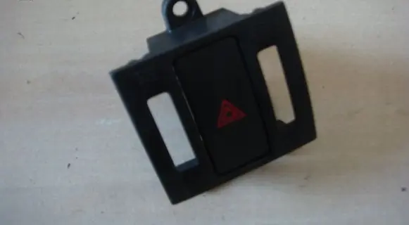 Mazda CX-5 Hazard light switch