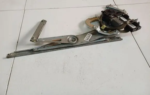 Renault Scenic III - Grand scenic III Sliding door window regulator with motor 966416102