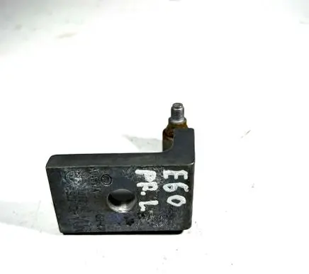 BMW 5 E60 E61 Front door upper hinge 41517176850 7176850 7068078