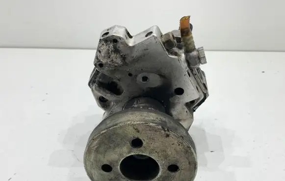 Audi A6 S6 C6 4F Fuel injection high pressure pump 0445010090