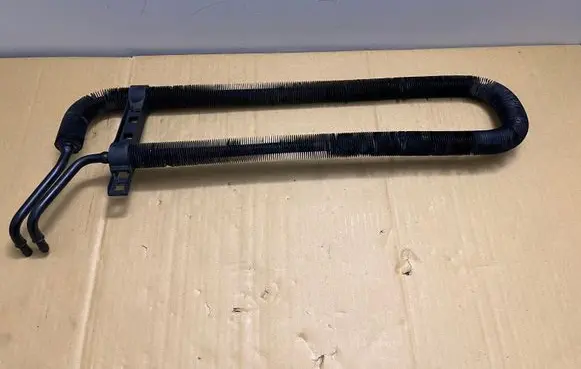 Audi A4 S4 B8 8K Power steering radiator 8K0422885