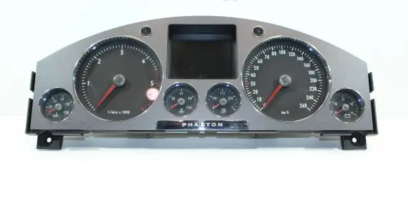 Volkswagen Phaeton Speedometer (instrument cluster) 3D0920885A
