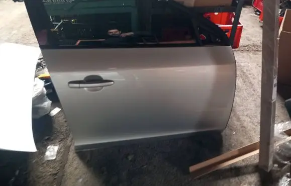 Volvo S60 Front door 31424598
