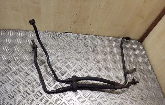 Gearbox oil cooler pipe/hose
