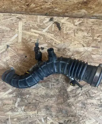 Renault Clio IV Air intake hose/pipe 165764382R
