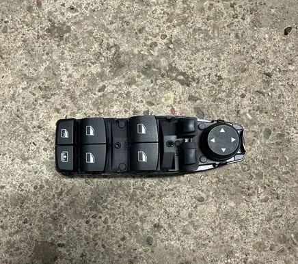 BMW 5 F10 F11 Electric window control switch 9241956