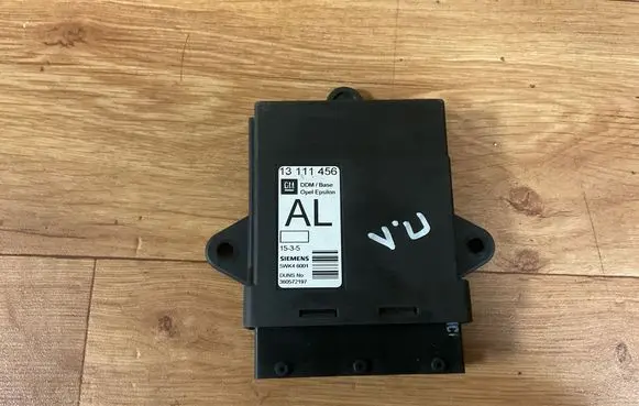 Opel Signum Door control unit/module 13111456