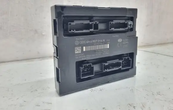 Audi A4 S4 B8 8K Comfort/convenience module 8K0907064N