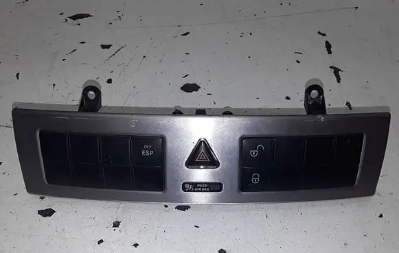 Mercedes-Benz C W203 Multifunctional control switch/knob 2038707110 33634903 30060810110540