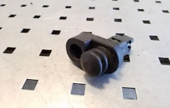 Subaru Outback Rear door sensor 