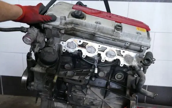 Mercedes-Benz SLK R170 Engine OM111958