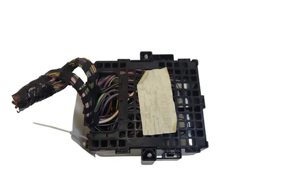 Ford Fiesta Fuse module C1BT14A005 C1BT17K400AAE ET19241