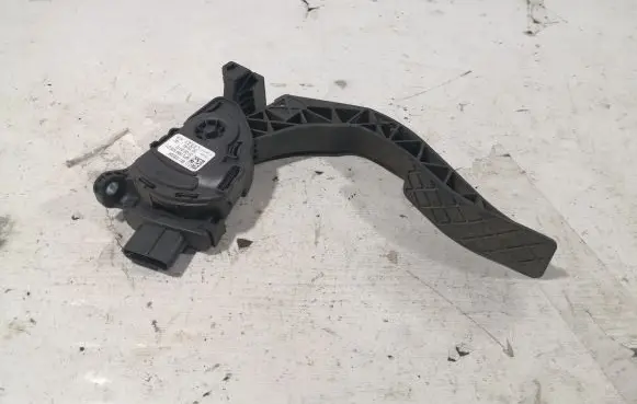 Audi A6 S6 C7 4G Accelerator throttle pedal 8K1723523A