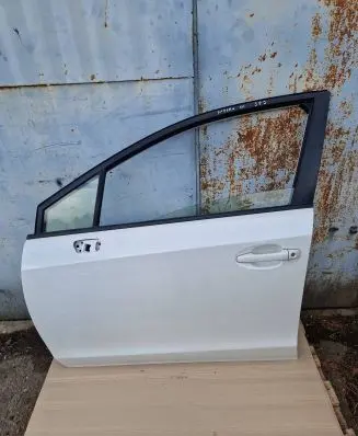 Subaru XV Front door 37-J