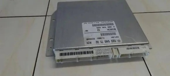 Mercedes-Benz A W168 ESP (stability system) control unit 0225457132