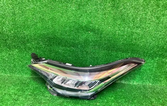 Toyota C-HR I Headlight/headlamp