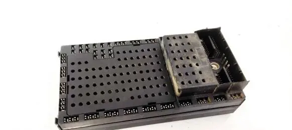 Volvo S80 Fuse box set 08696040 08696098