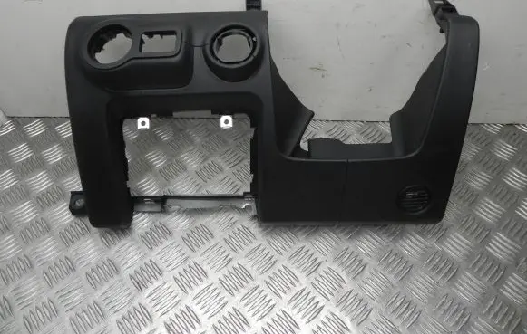 Maserati Ghibli Climate control/heater control trim 670012666