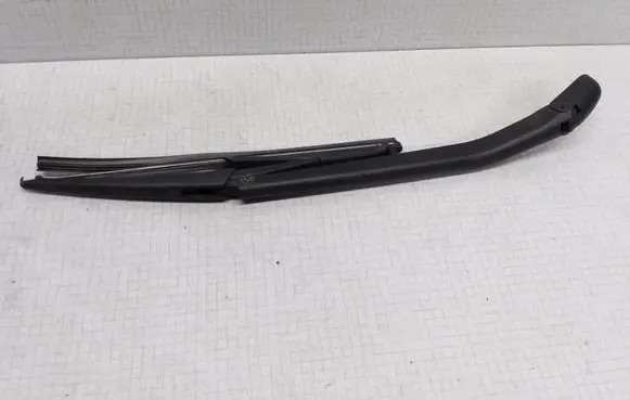 Fiat Punto (188) Rear wiper blade arm