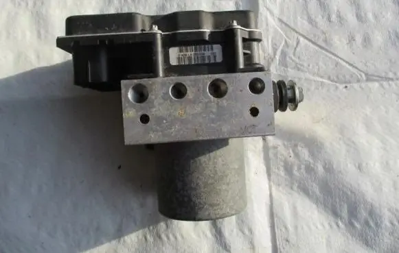 Citroen C4 I ABS Pump 9665331880