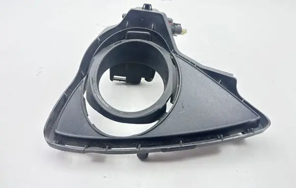 Toyota Auris E180 Front fog light trim/grill 8148202280
