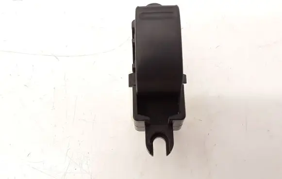 Nissan Almera Tino Electric window control switch