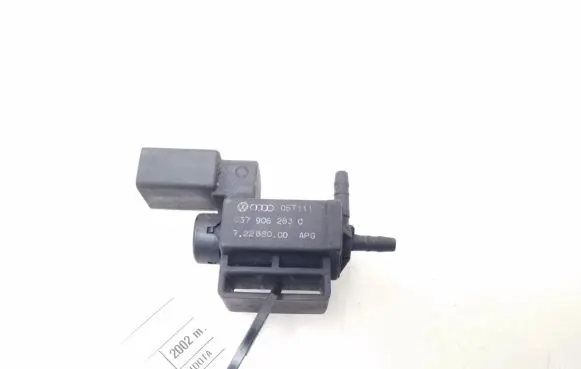 Audi A6 S6 C5 4B Turbo solenoid valve 037906283C