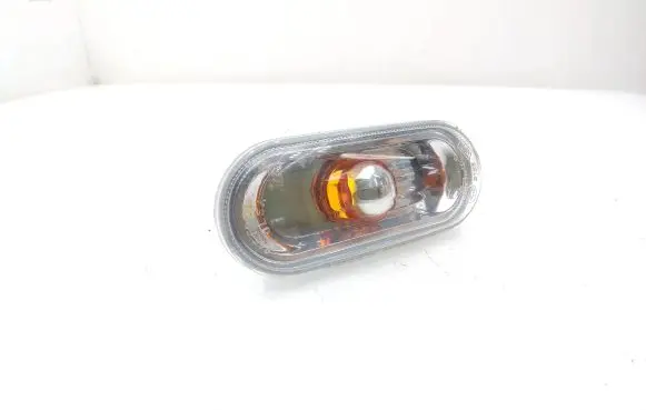 Volkswagen Caddy Front fender indicator light 2K0949117B 0215655