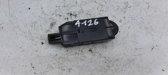 Mitsubishi Space Star Cruise control switch MR114072