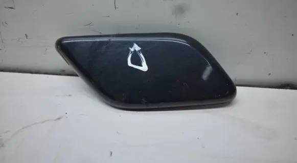 Volkswagen Tiguan Headlight washer spray nozzle cap/cover 5N0955110