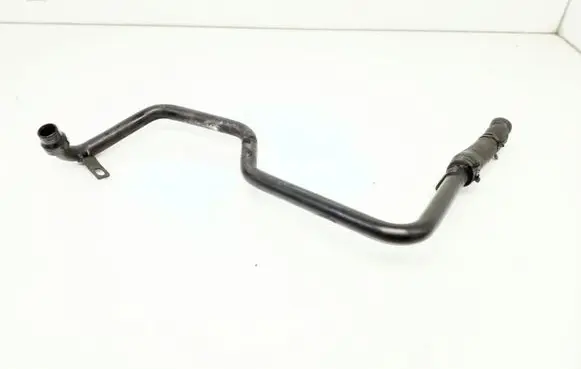 Volkswagen PASSAT B5.5 Engine coolant pipe/hose 059121058A 059121065D