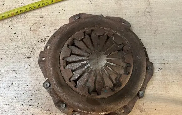 Renault Clio III Pressure plate 