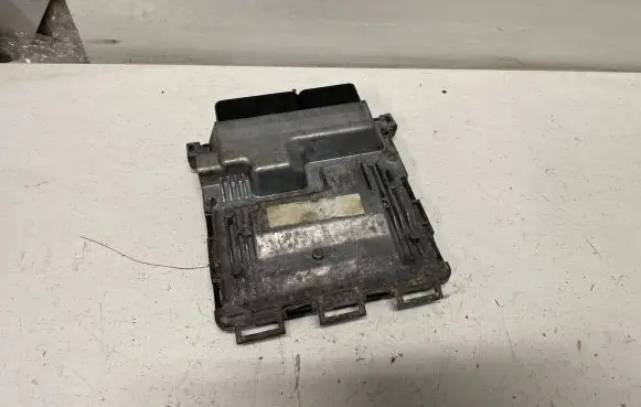 Mercedes-Benz C W204 Engine control unit/module A2711500391