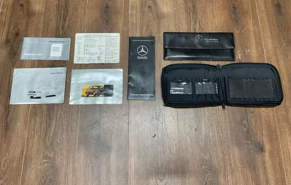 Mercedes-Benz SL R129 Owners service history hand book 1405845895 1295846696