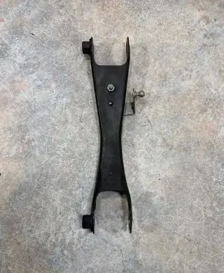 Rear control arm