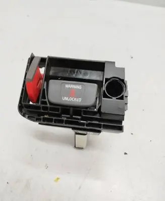 Volvo V50 Seat back rest lock catch 6841899 6841901