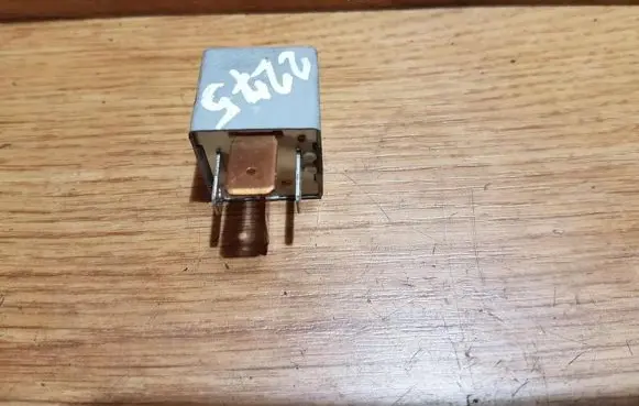 Seat Ibiza III (6L) Other relay 191937503 2220400718