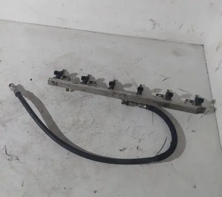 BMW 5 E60 E61 Fuel injectors set 7542541