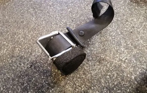 Ford Kuga I Rear seatbelt
