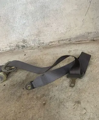 Lexus ES 250 - 300 - 330 Front seatbelt