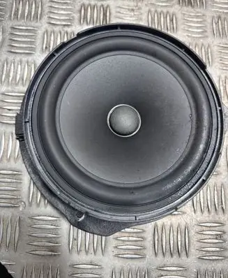 Mercedes-Benz E A207 Front door speaker A2048205502 970499Q3 33113H0241