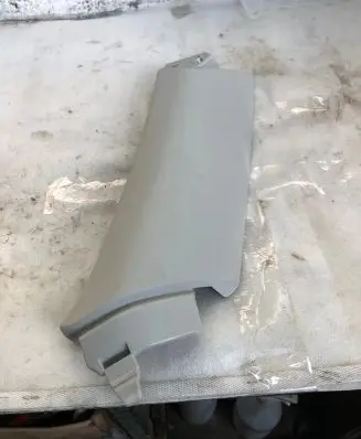 Audi Q3 F3 (D)pillar trim (top) 83a867287