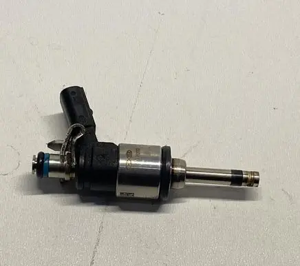 KIA Ceed Fuel injector 35310-08200