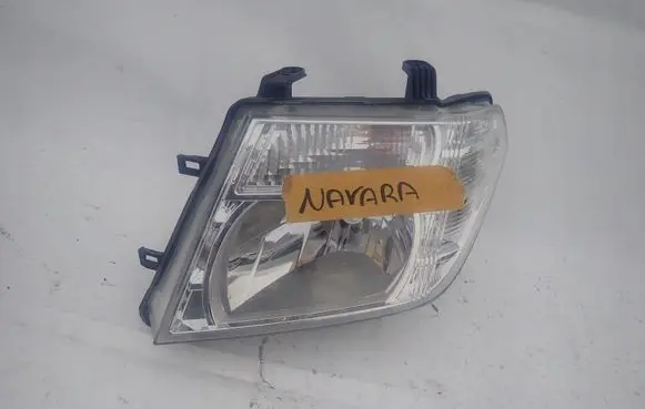 Nissan Navara D40 Headlight/headlamp