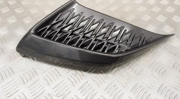 Lexus ES 250 - 300 - 330 Front bumper lower grill 5310633030 5314233120 5312833120