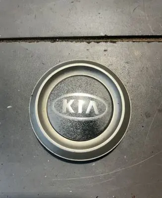 KIA Sorento Original wheel cap 529603E010