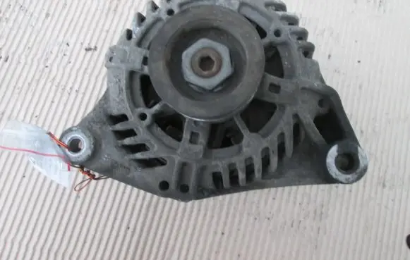 Peugeot 106 Generator/alternator